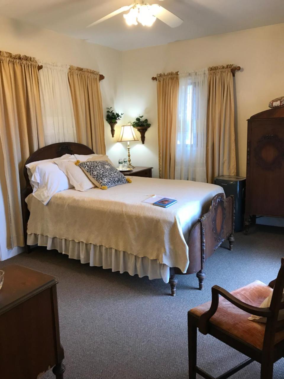 Julietta House Ξενοδοχείο Gloucester Εξωτερικό φωτογραφία